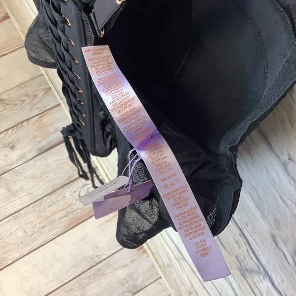 Savage x Fenty by Rihanna “Black Lace Up Corset” - Picture 10 of 16